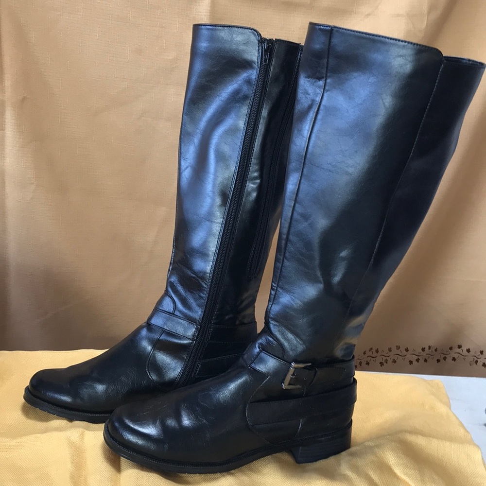 Aerosole 9.5 Black Boots